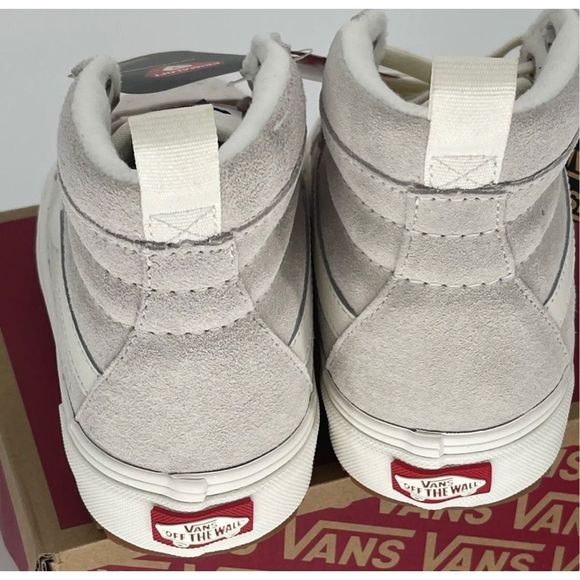 SK8-Hi MTE All Weather Shoes - MJ Footwear Vans Sneakers MTE 1 High Top Women\'s Size 5 Marshmallow White‎ Beige New